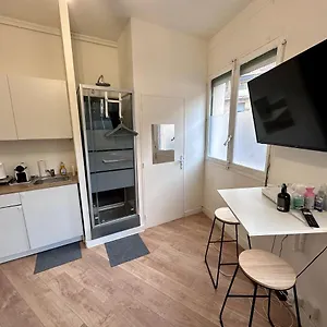 Appartement Petit Studio Prox Velodrome Mer, Marseille